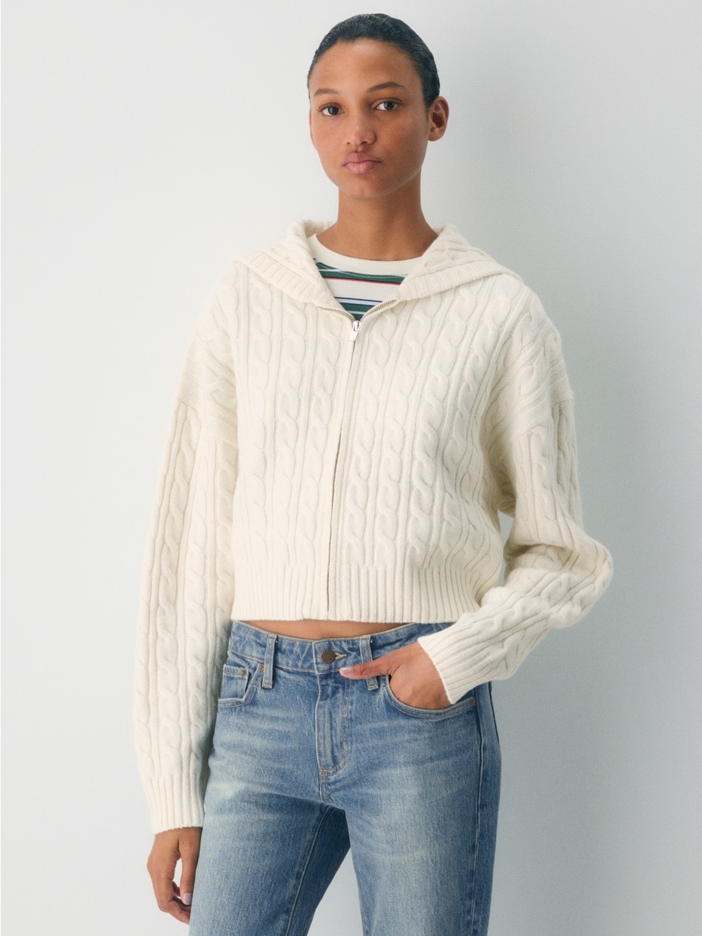 Aritzia Sunday Best Octavia Zip Hoodie